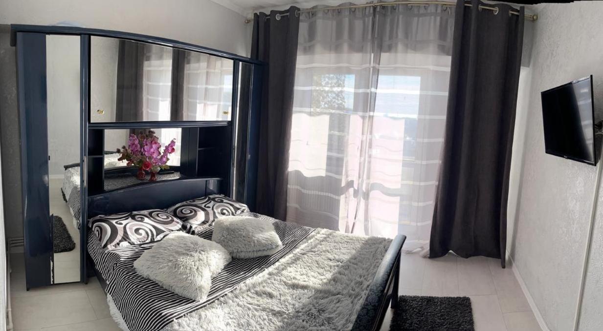 Alfredo Apartament Bodzavásár Kültér fotó